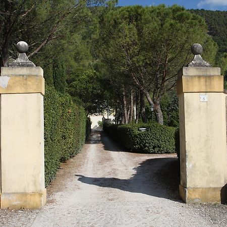 Villa Del Cardinale Сполето Экстерьер фото