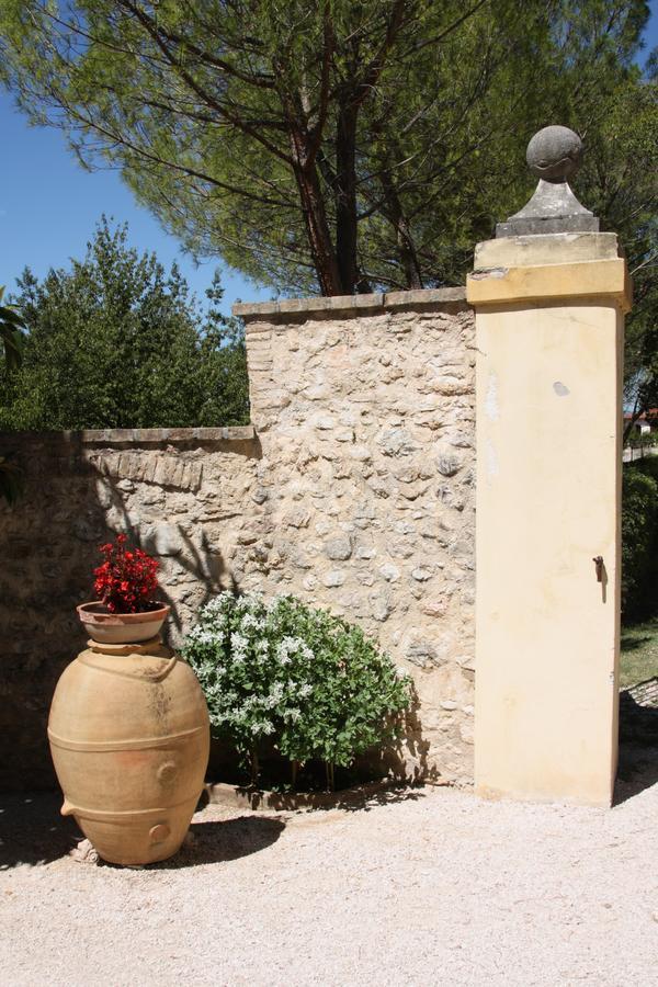 Villa Del Cardinale Сполето Экстерьер фото
