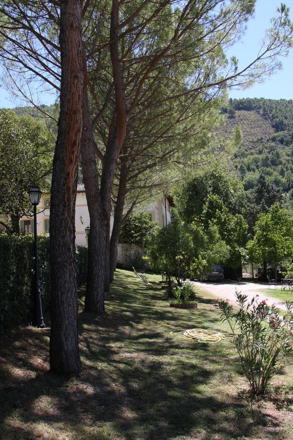 Villa Del Cardinale Сполето Экстерьер фото